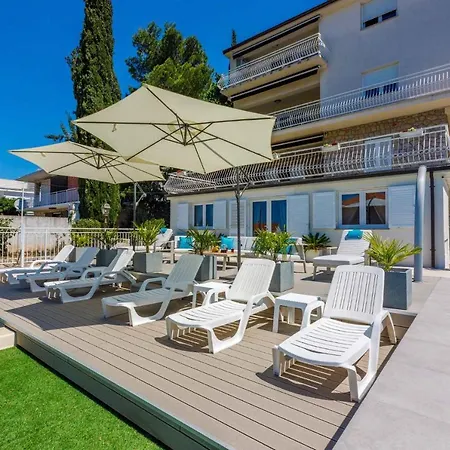 In 34976 Apartment Crikvenica